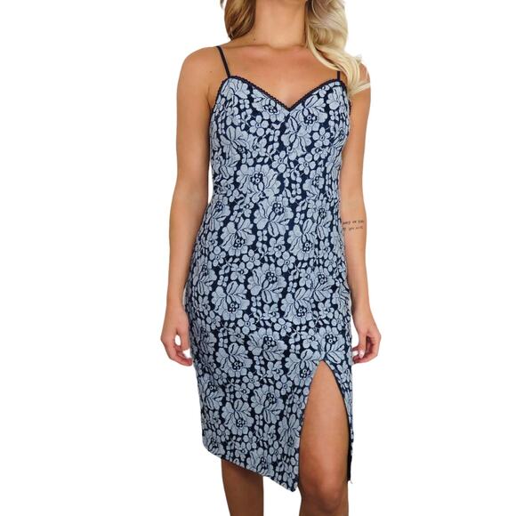 Cynthia Steffe Blue Chambray Denim Floral Lace Sweetheart Midi Dress Size 2 - Picture 2 of 6